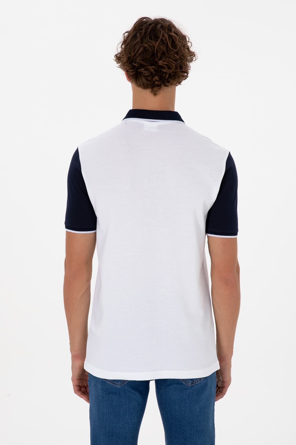 تیشرت مردانه U.S. Polo Assn. سفید فیت معمولی یقه پولو مدل 50306871-VR013 تیشرت مردانه U.S. Polo Assn. سفید فیت معمولی یقه پولو مدل 50306871-VR013