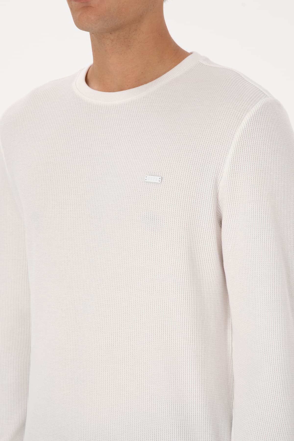 سویشرت مردانه U.S. Polo Assn. یقه گرد فیت معمولی سفید مدل 50316390-VR184 سویشرت مردانه U.S. Polo Assn. یقه گرد فیت معمولی سفید مدل 50316390-VR184