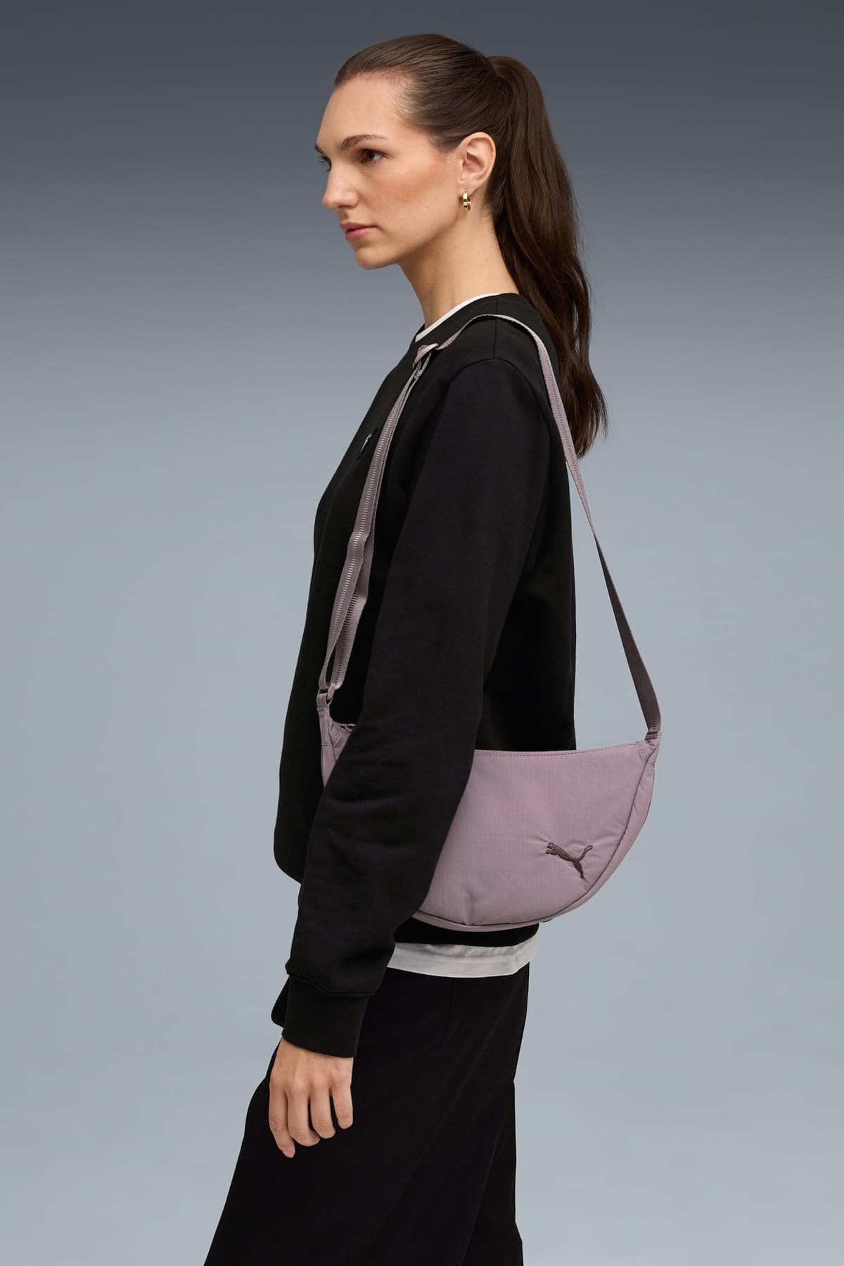 کیف دوشی زنانه Puma صورتی HER Half Moon Bag کیف دوشی زنانه Puma صورتی HER Half Moon Bag