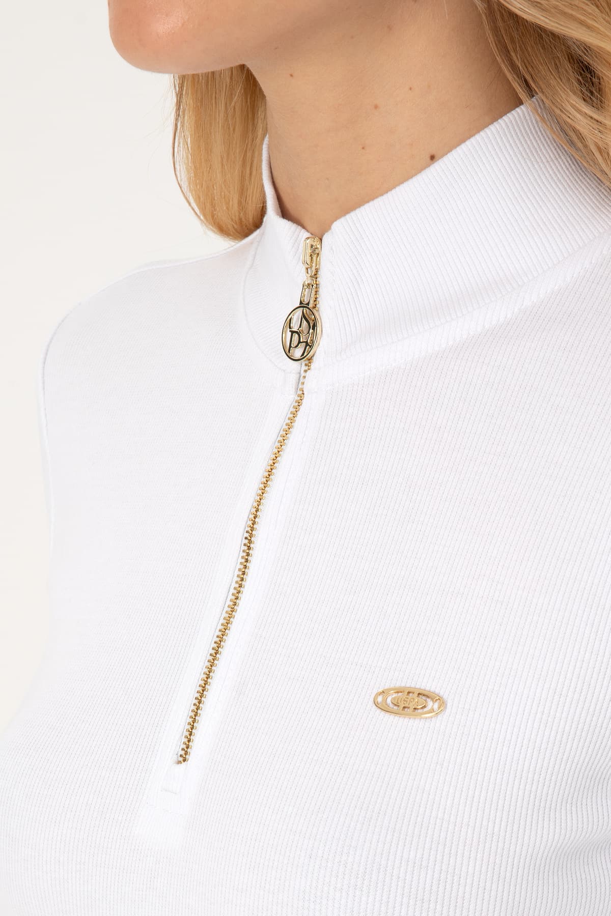 سوئیشرت زنانه U.S. Polo Assn. سفید با زیپ یقه ایستاده مدل 50313564-VR013 سوئیشرت زنانه U.S. Polo Assn. سفید با زیپ یقه ایستاده مدل 50313564-VR013