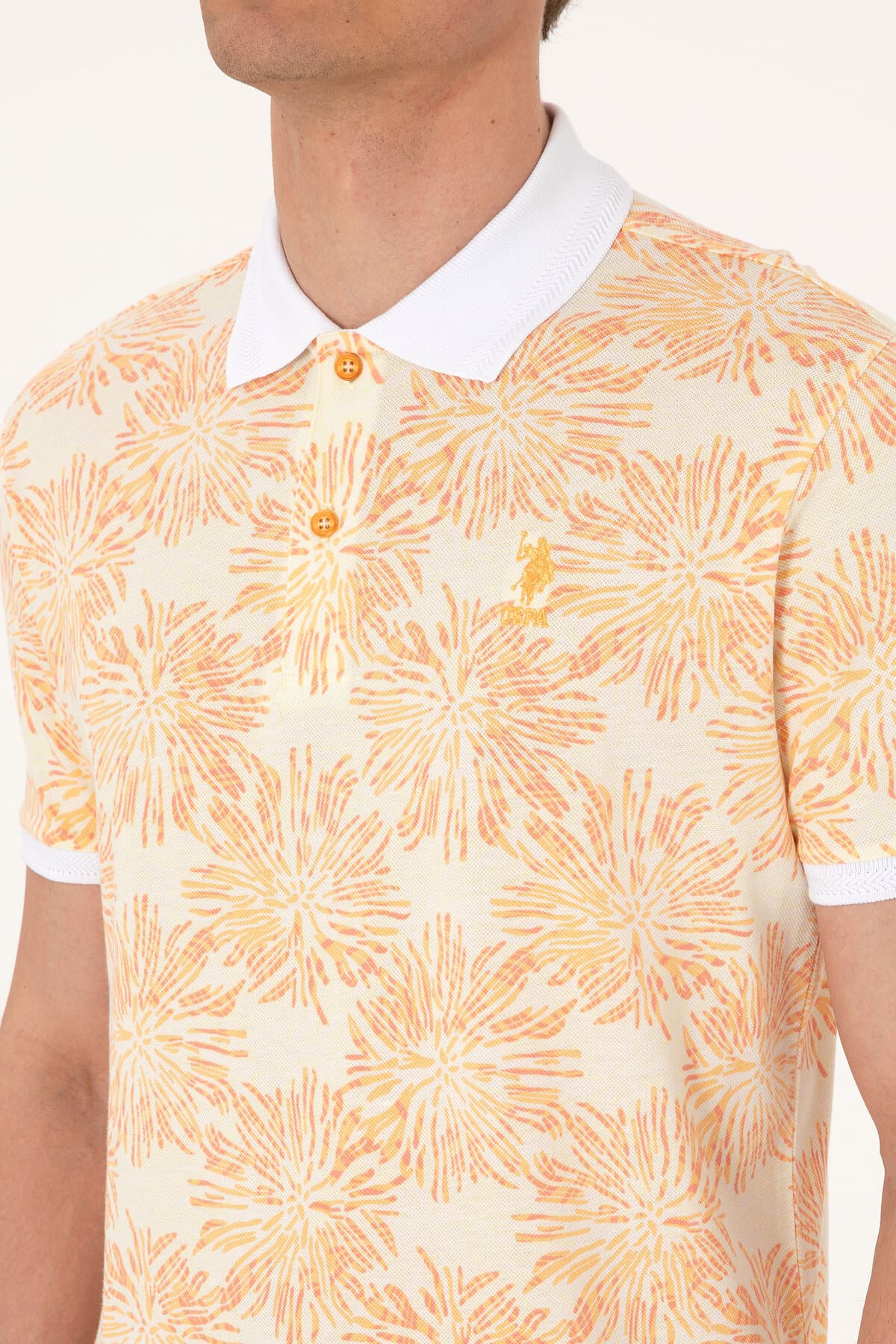 تیشرت مردانه U.S. Polo Assn. فیت معمولی یقه پولو نارنجی مدل 50299618-VR202 تیشرت مردانه U.S. Polo Assn. فیت معمولی یقه پولو نارنجی مدل 50299618-VR202