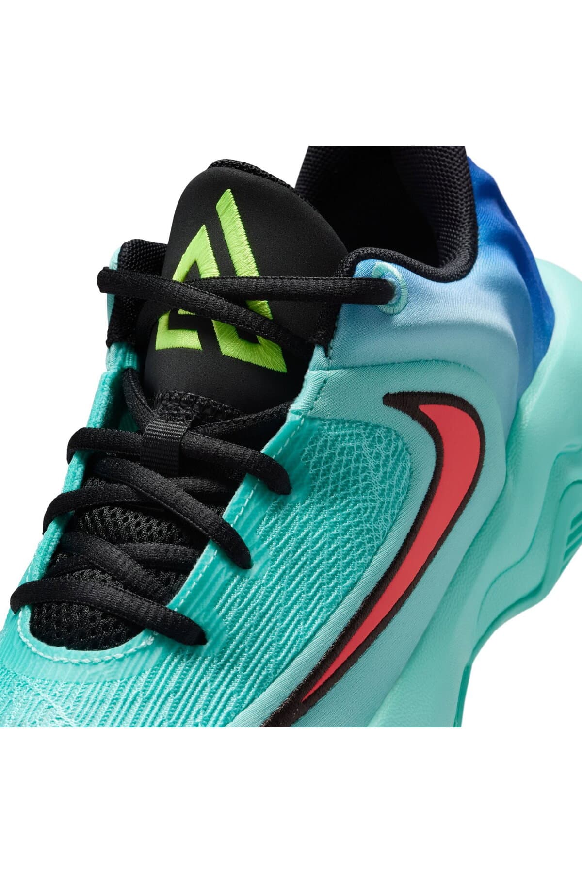 کفش بسکتبال Nike Giannis Immortality 4 Gs آبی کفش بسکتبال Nike Giannis Immortality 4 Gs آبی