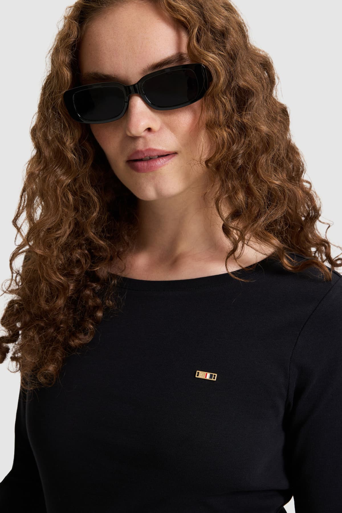 تیشرت زنانه U.S. Polo Assn. سیاه مدل 50333801-VR046 تیشرت زنانه U.S. Polo Assn. سیاه مدل 50333801-VR046