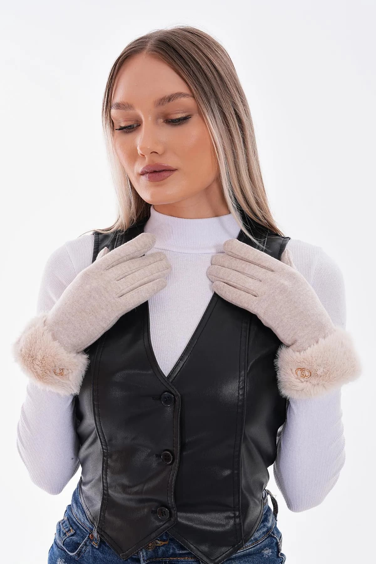 دستکش زنانه Luminos Butik مچ خزدار لمسی بژ مدل ELD29 دستکش زنانه Luminos Butik مچ خزدار لمسی بژ مدل ELD29
