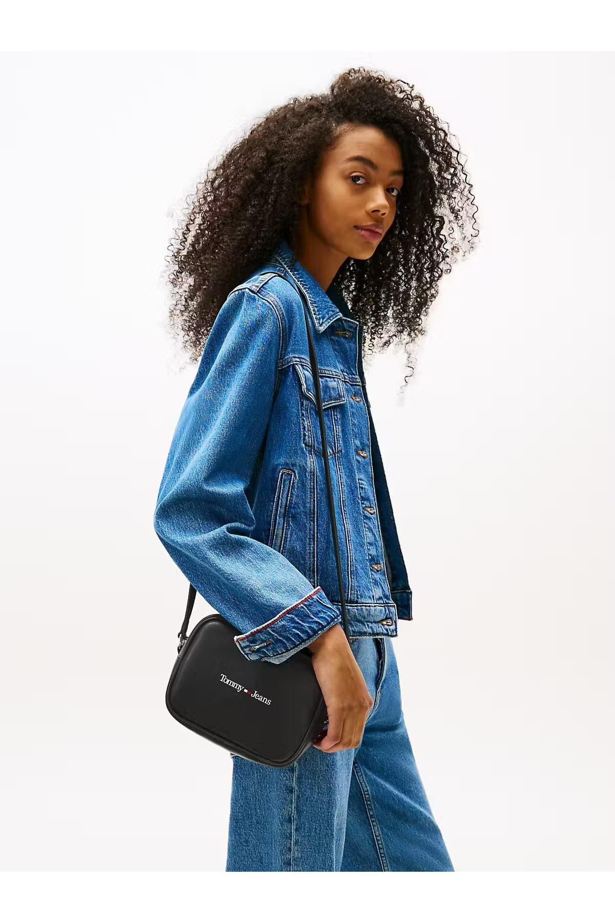 کیف زنانه Tommy Hilfiger Tommy Jeans لوگودار Camera Bag کیف زنانه Tommy Hilfiger Tommy Jeans لوگودار Camera Bag