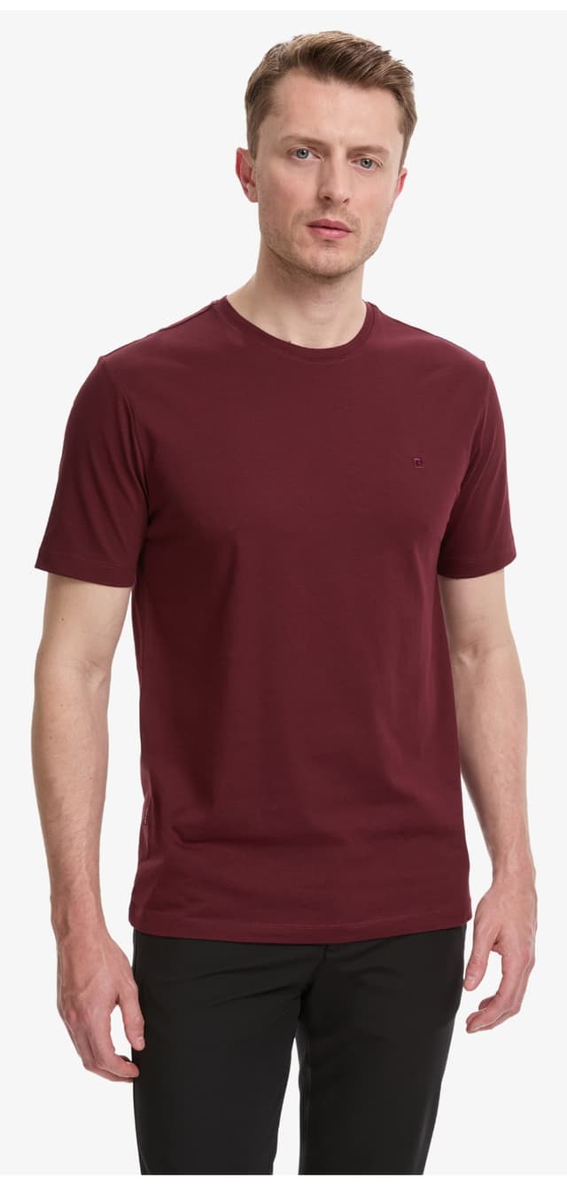 تیشرت Pierre Cardin زرشکی نخی 100% یقه گرد فیت معمولی ساده مدل 50325299-VR014 تیشرت Pierre Cardin زرشکی نخی 100% یقه گرد فیت معمولی ساده مدل 50325299-VR014
