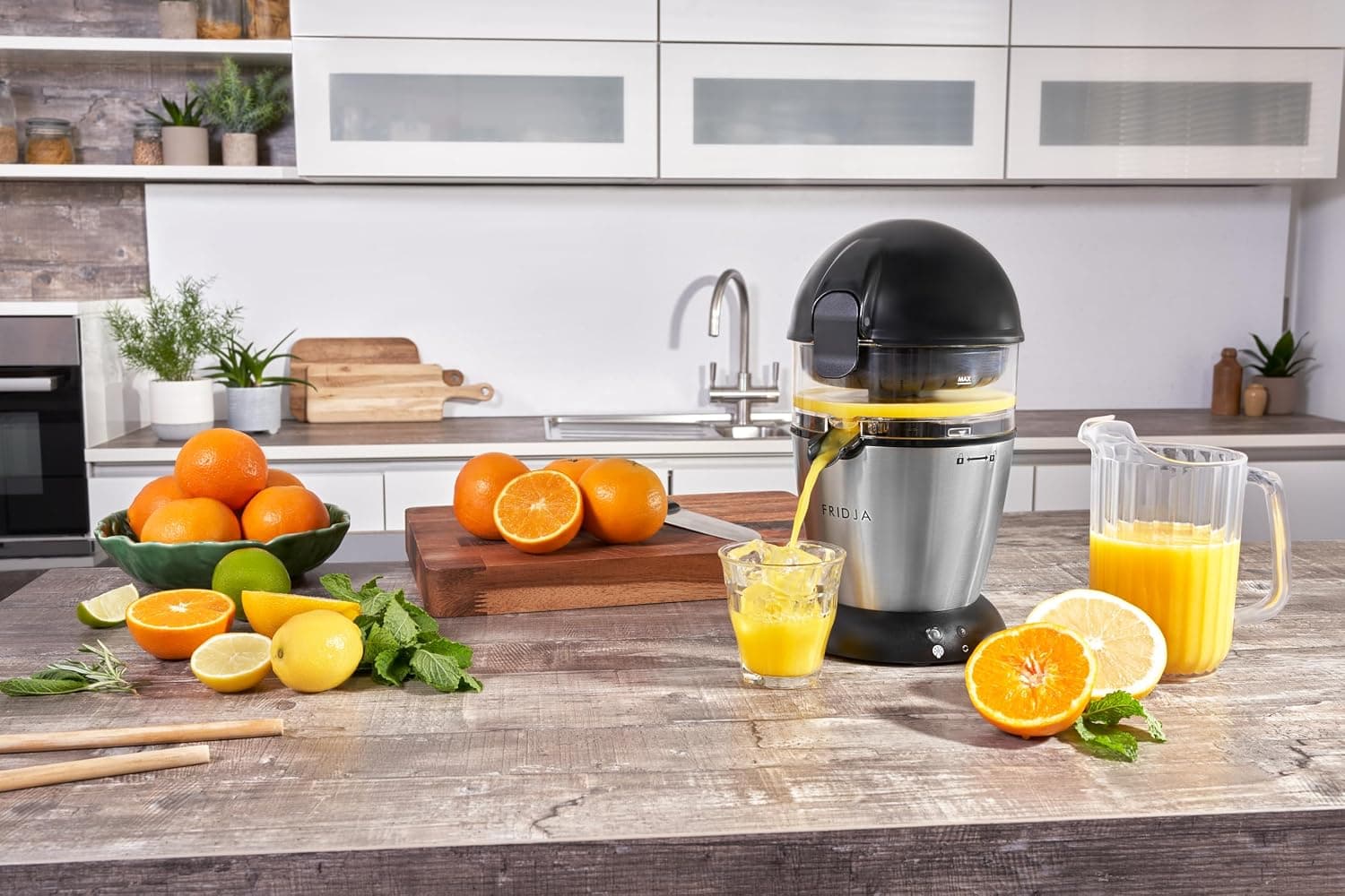 آبپرتقالگیری برقی FRIDJA اتوماتیک 50W 400ml مدل f900 آبپرتقالگیری برقی FRIDJA اتوماتیک 50W 400ml مدل f900