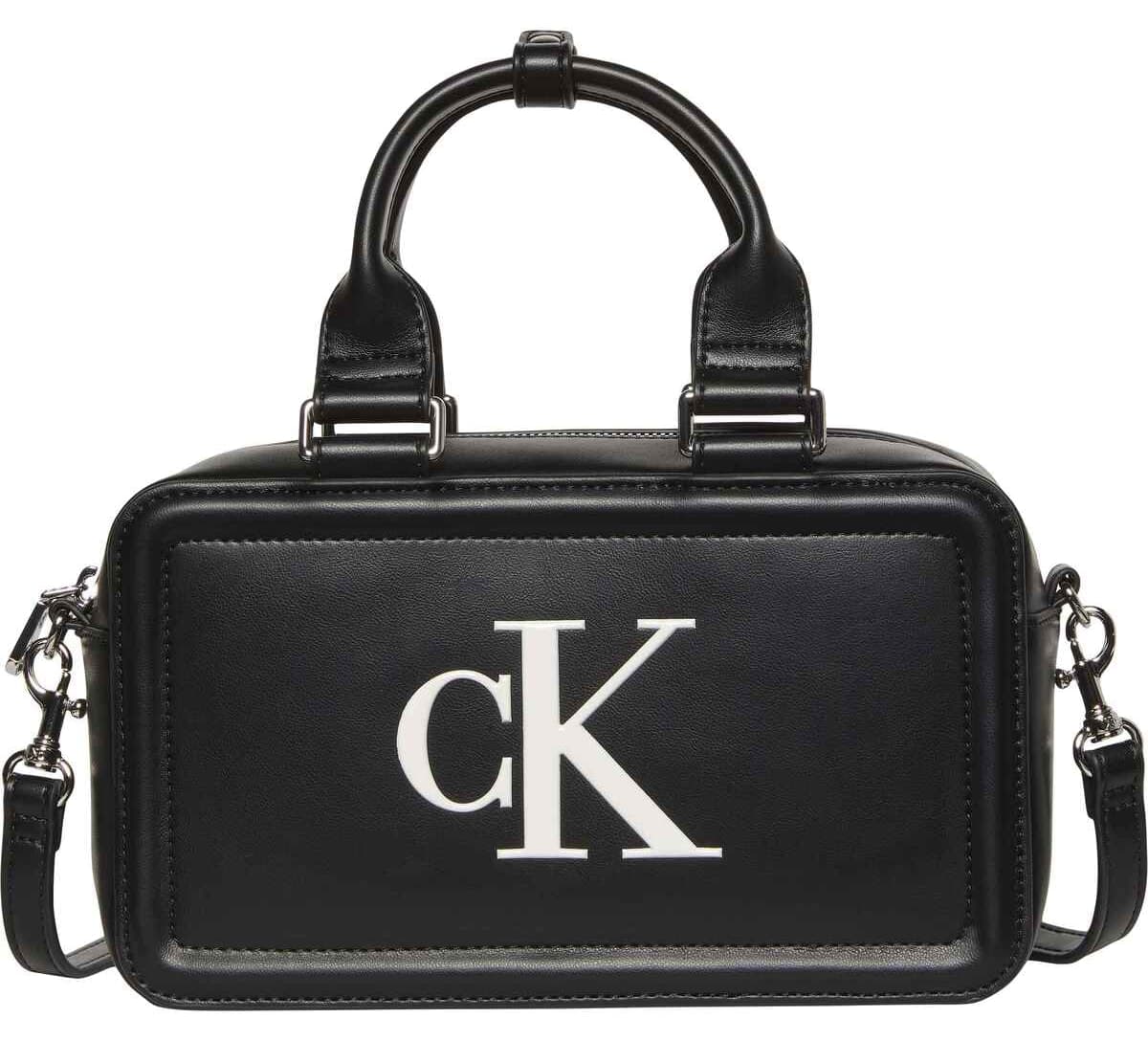 کیف دستی زنانه Calvin Klein با لوگو مشکی مناسب استفاده روزمره کیف دستی زنانه Calvin Klein با لوگو مشکی مناسب استفاده روزمره