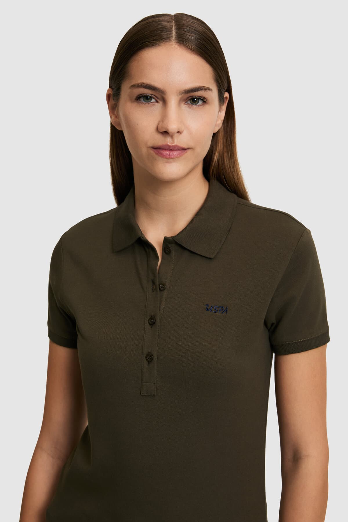 تیشرت زنانه U.S. Polo Assn. ساده سبز زیتونی تیره مدل 50323461-VR111 تیشرت زنانه U.S. Polo Assn. ساده سبز زیتونی تیره مدل 50323461-VR111