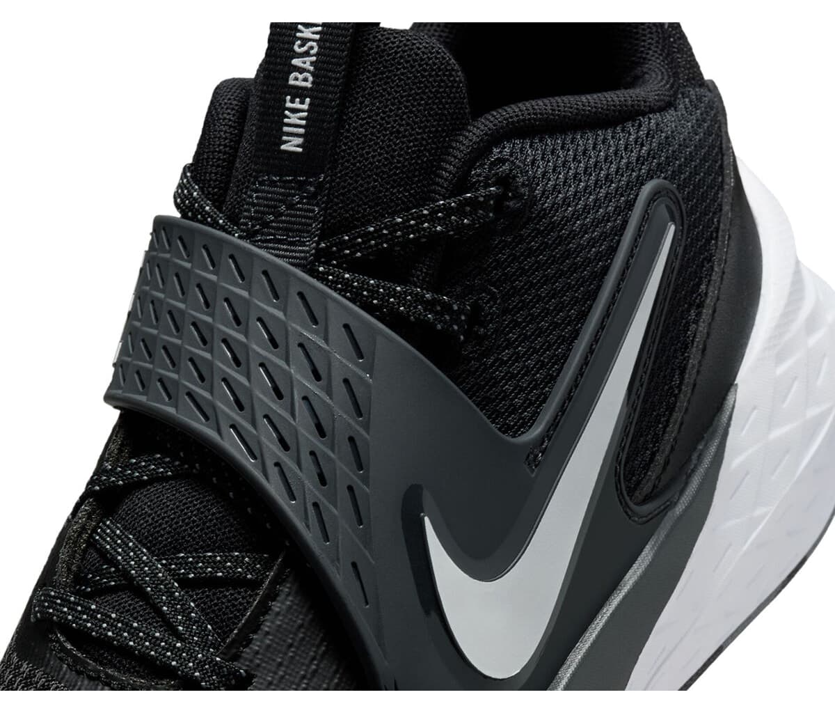 کفش بسکتبال بچگانه Nike مدل Team Hustle D 12 GS کفش بسکتبال بچگانه Nike مدل Team Hustle D 12 GS