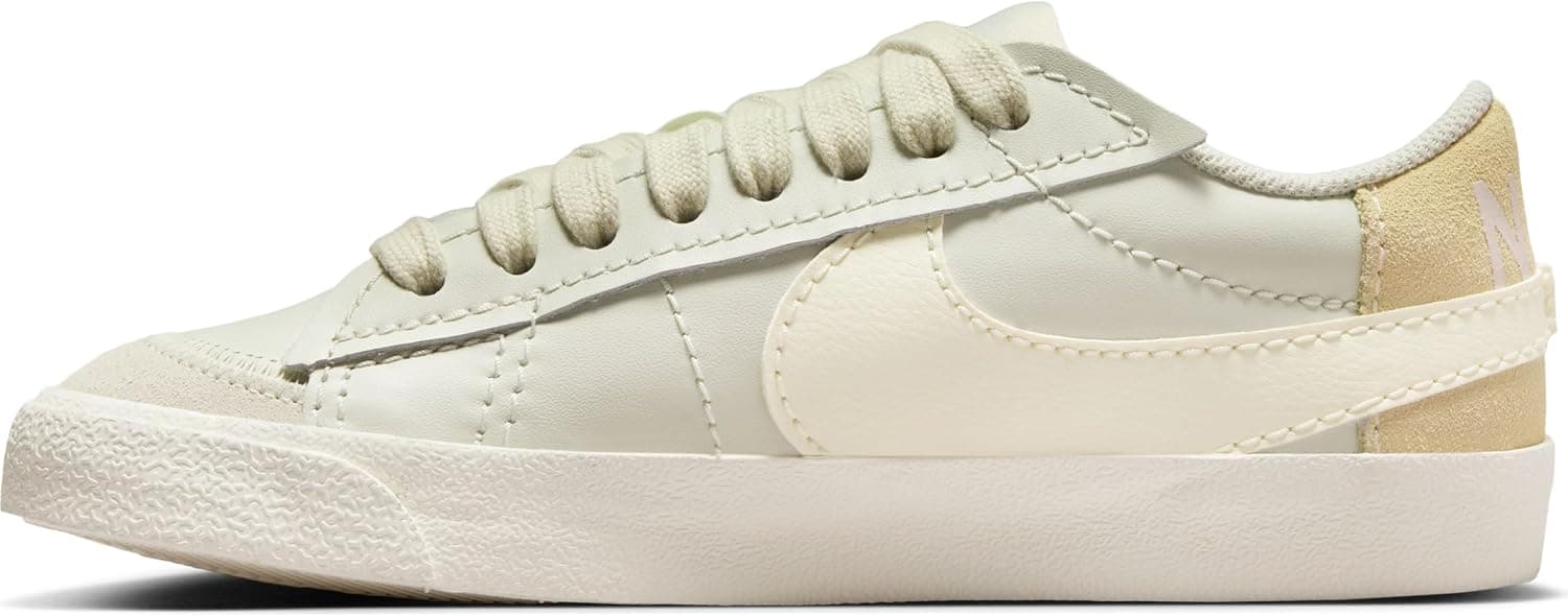 کفش کتانی روزمره Nike چرم صورتی مدل Blazer Low '77 Jumbo کفش کتانی روزمره Nike چرم صورتی مدل Blazer Low '77 Jumbo