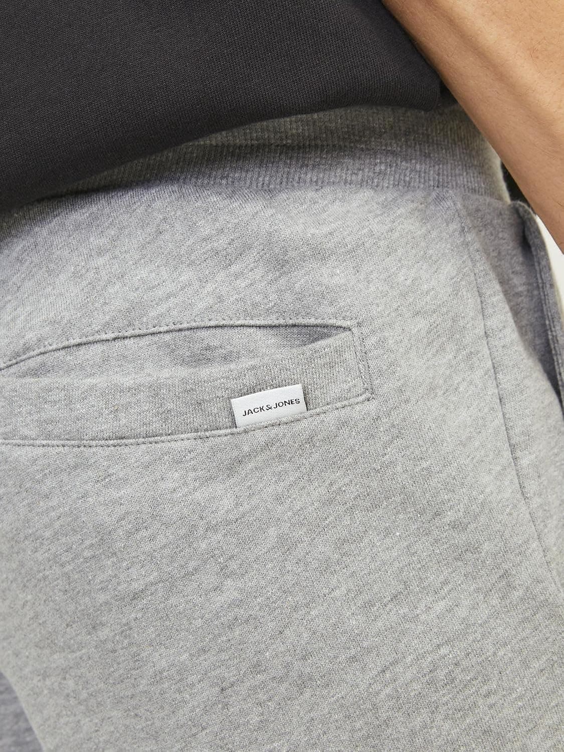 شلوار گرمکن مردانه JACK & JONES مدل Gordon Shark شلوار گرمکن مردانه JACK & JONES مدل Gordon Shark