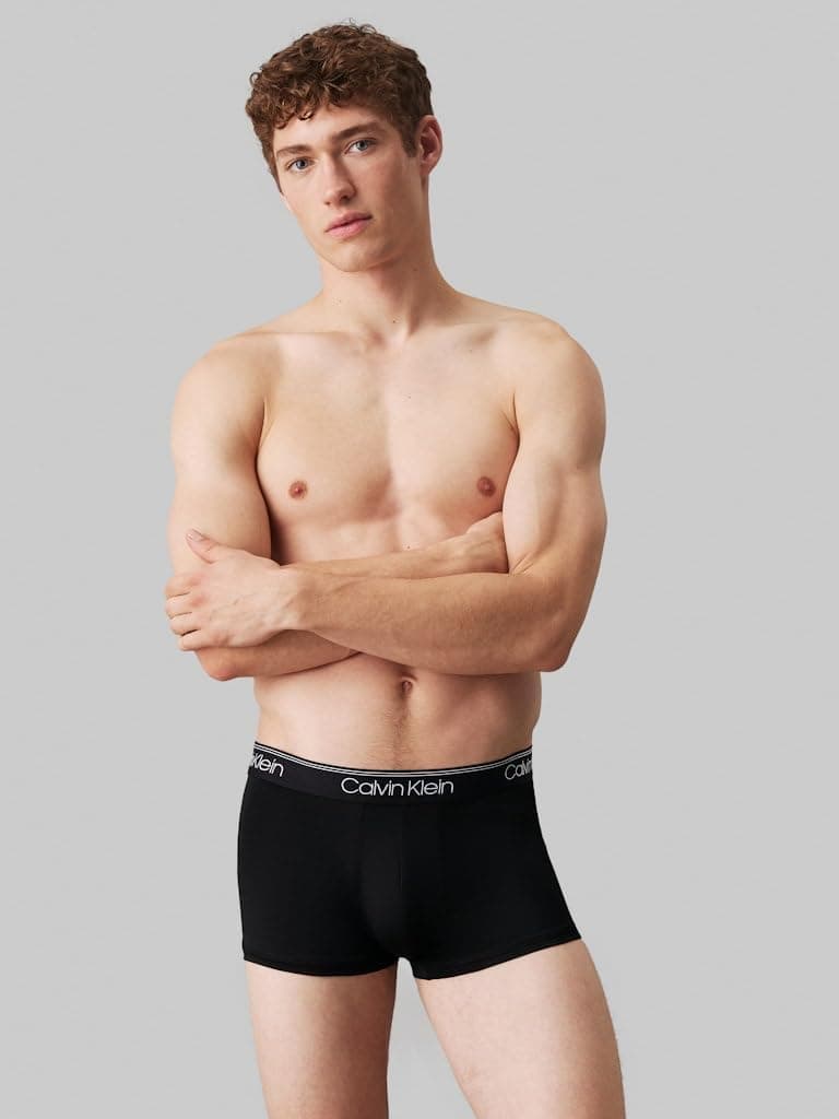 شورت مردانه Calvin Klein مدل LOW RISE TRUNK 3PK شورت مردانه Calvin Klein مدل LOW RISE TRUNK 3PK