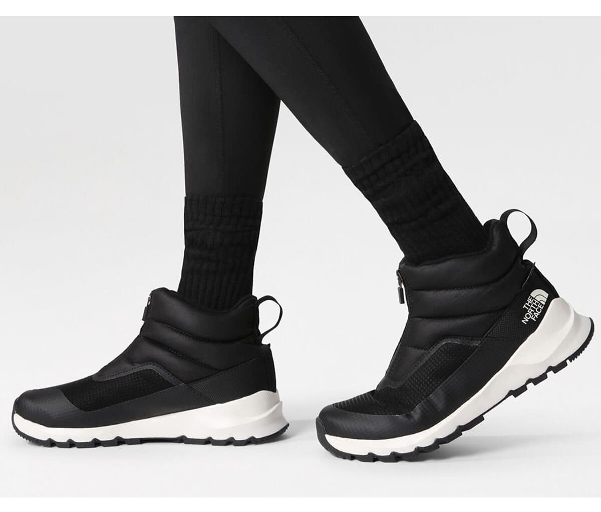 بوت زمستانی مردانه The North Face ضدآب Thermoball Progressive Zip ii مدل NF0A5LWFR0G1 مشکی بوت زمستانی مردانه The North Face ضدآب Thermoball Progressive Zip ii مدل NF0A5LWFR0G1 مشکی