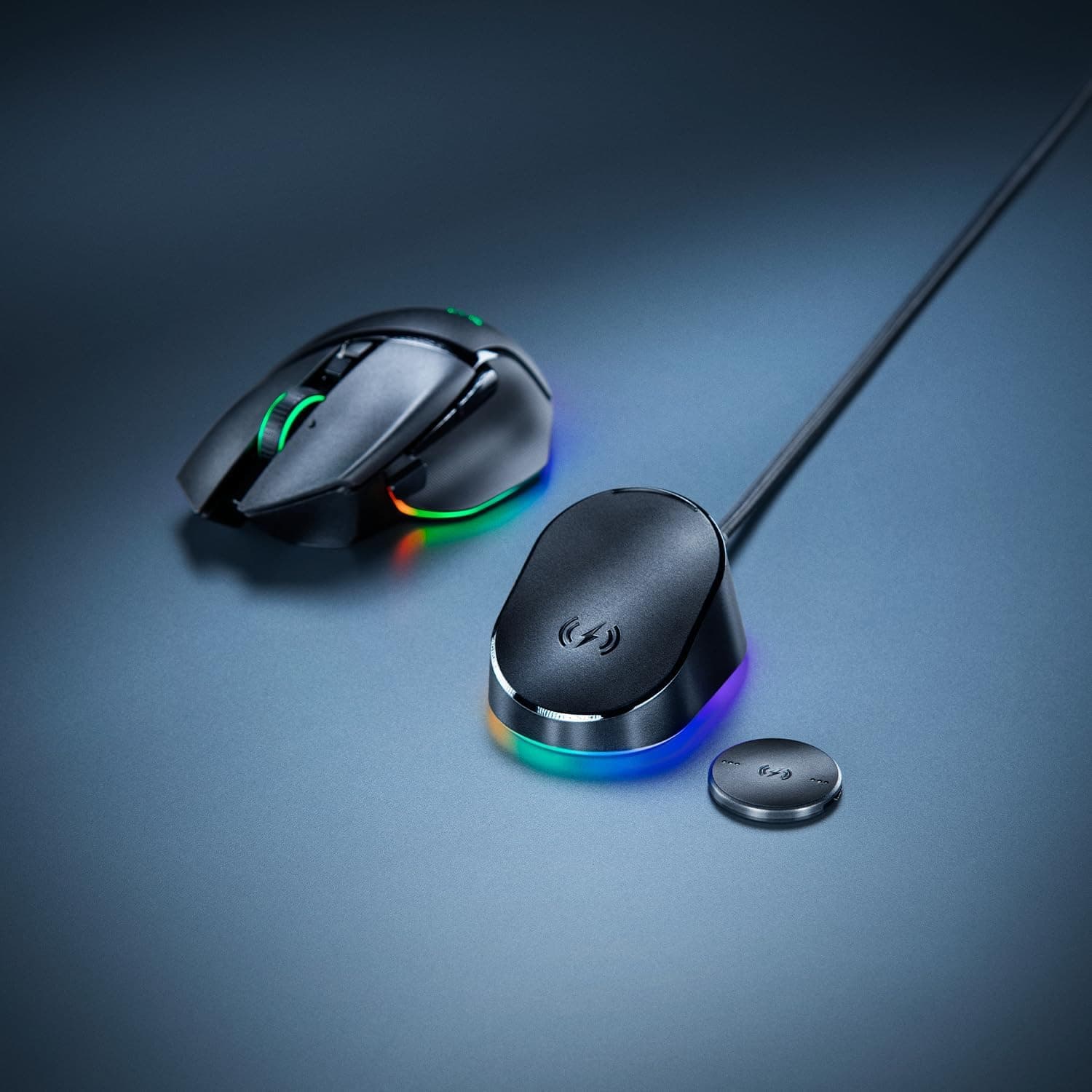 پایه شارژ ماوس گیمینگ Razer Mouse Dock Pro، مغناطیسی بیسیم، Hyperspeed 4K، مشکی پایه شارژ ماوس گیمینگ Razer Mouse Dock Pro، مغناطیسی بیسیم، Hyperspeed 4K، مشکی