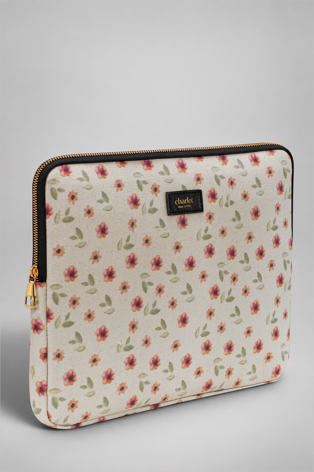 کیف لپتاپ زنانه Housebags Petite Garden با طرح گلهای بهاری 13–15.6 اینچ مدل REF.48283743 کیف لپتاپ زنانه Housebags Petite Garden با طرح گلهای بهاری 13–15.6 اینچ مدل REF.48283743
