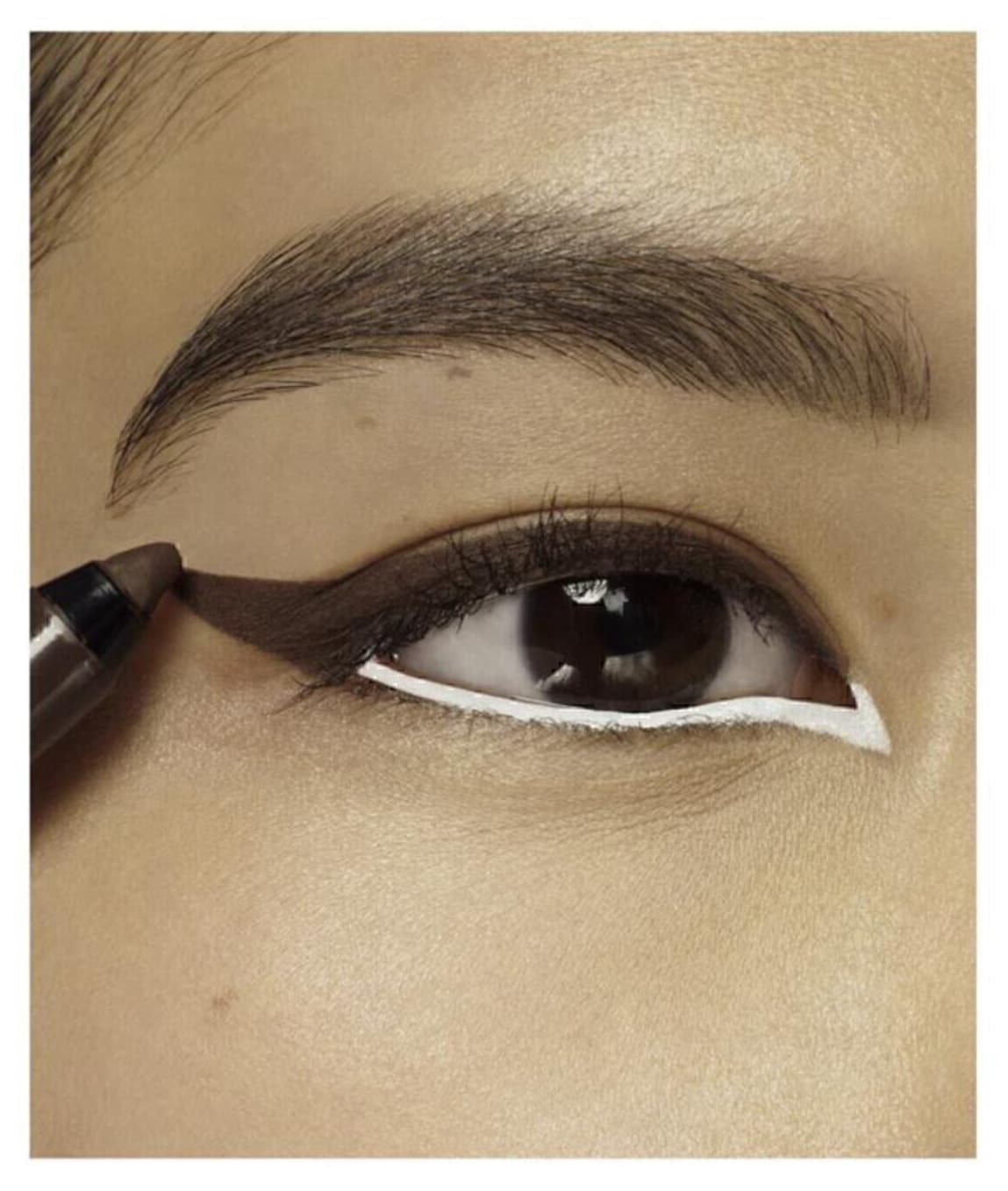 ست خط چشم ژلی Maybelline New York مدل 900 Deep Onyx مشکی و 911 Smooth Walnut قهوهای ست خط چشم ژلی Maybelline New York مدل 900 Deep Onyx مشکی و 911 Smooth Walnut قهوهای