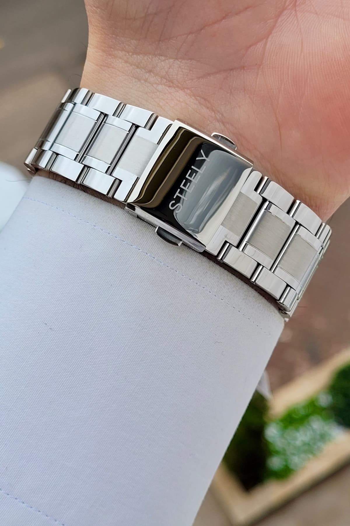ساعت مچی مردانه Daniel Klein با بند قابل تنظیم خاکستری و مشکی و قاب فولادی 44 mm ساعت مچی مردانه Daniel Klein با بند قابل تنظیم خاکستری و مشکی و قاب فولادی 44 mm
