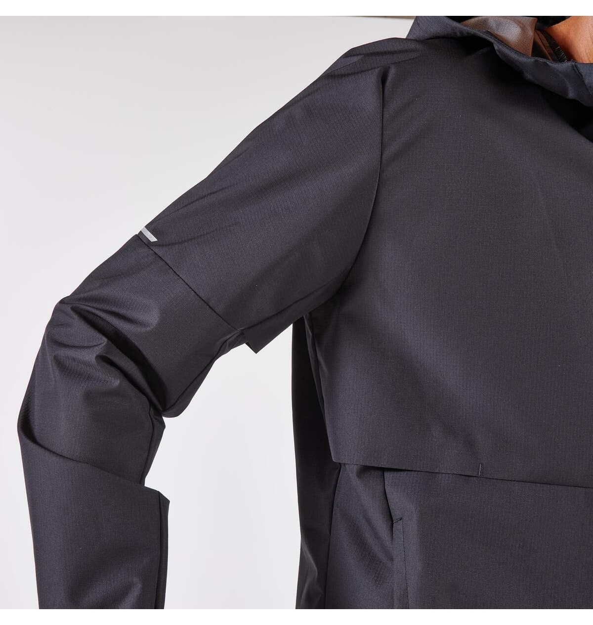 بارانی مردانه Decathlon Kiprun سیاه مدل Run 100 بارانی مردانه Decathlon Kiprun سیاه مدل Run 100