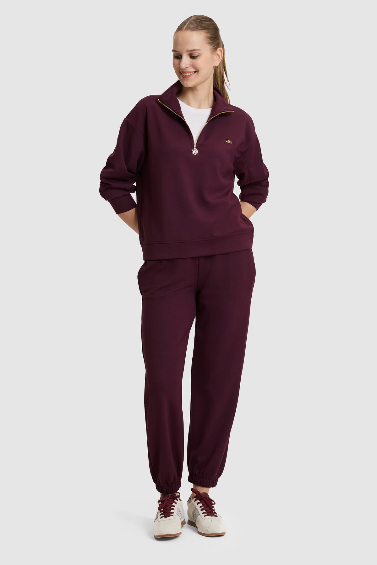 سوئیشرت زنانه U.S. Polo Assn. بوردو مدل 50333502-VR180 سوئیشرت زنانه U.S. Polo Assn. بوردو مدل 50333502-VR180
