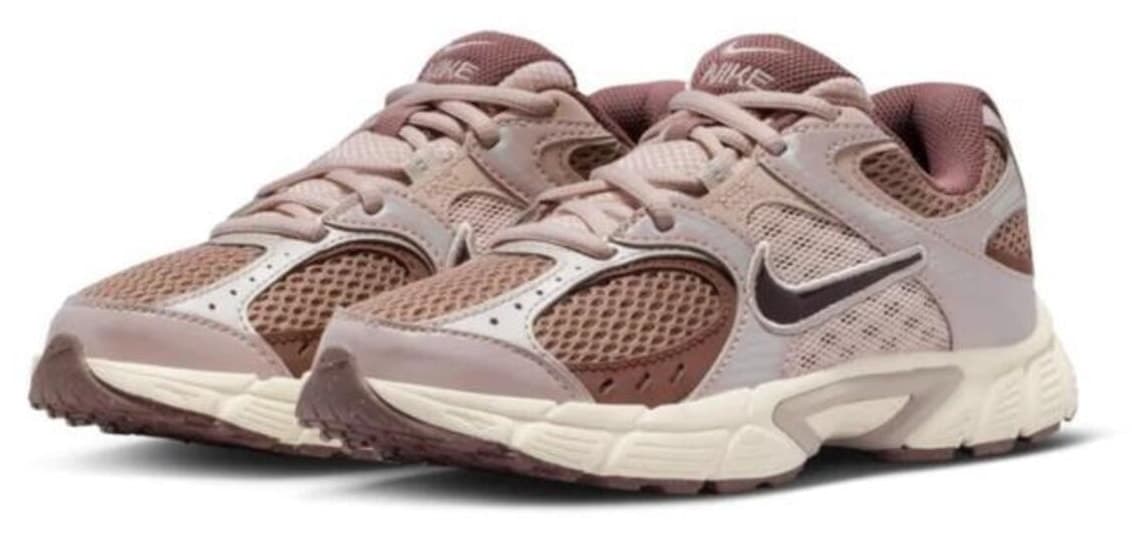 کفش ورزشی بچگانه Nike مدل V5 RNR کفش ورزشی بچگانه Nike مدل V5 RNR