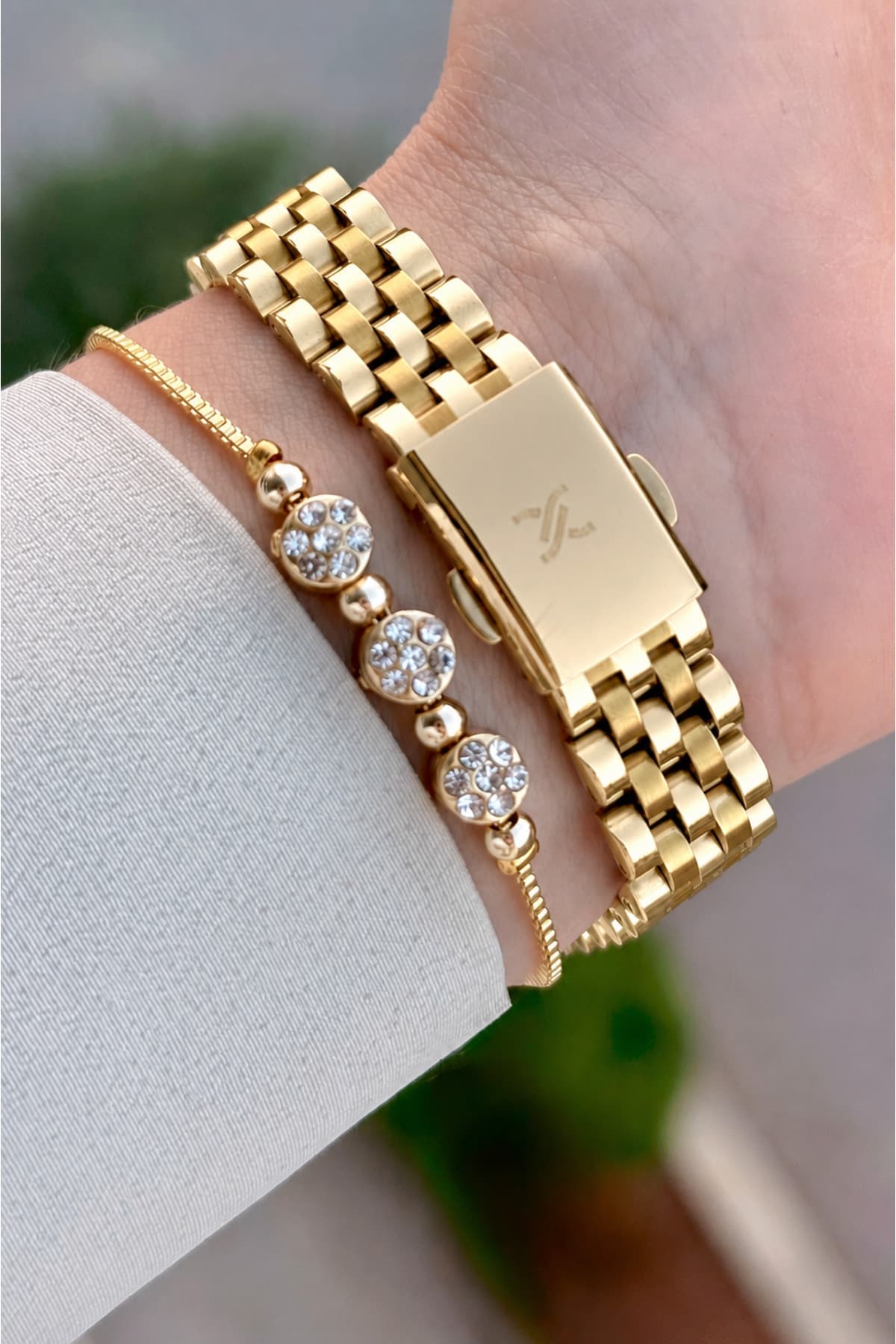 ساعت مچی زنانه Daniel Klein طلایی 28mm ساعت مچی زنانه Daniel Klein طلایی 28mm