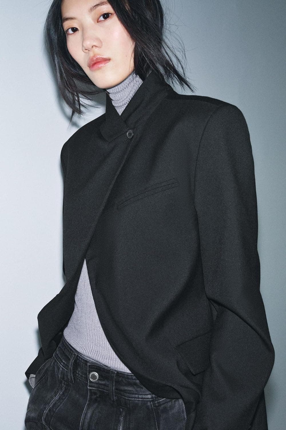 بلیزر مردانه ZARA پشمی ترکیبی مشکی سایز L ZW Collection بلیزر مردانه ZARA پشمی ترکیبی مشکی سایز L ZW Collection