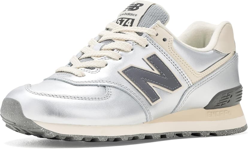 کفش اسنیکر زنانه New Balance متالیک مدل 574 V2 کفش اسنیکر زنانه New Balance متالیک مدل 574 V2