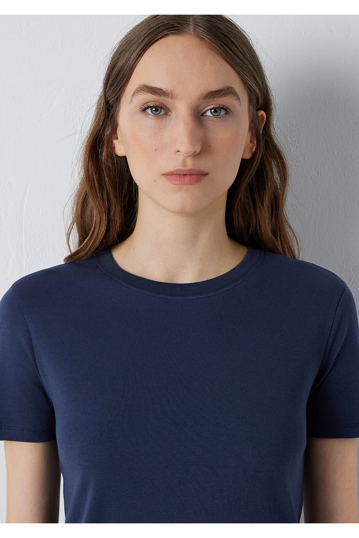 تیشرت زنانه Mavi یقه گرد سرمهای Slim Fit مدل 1614181-87524 تیشرت زنانه Mavi یقه گرد سرمهای Slim Fit مدل 1614181-87524