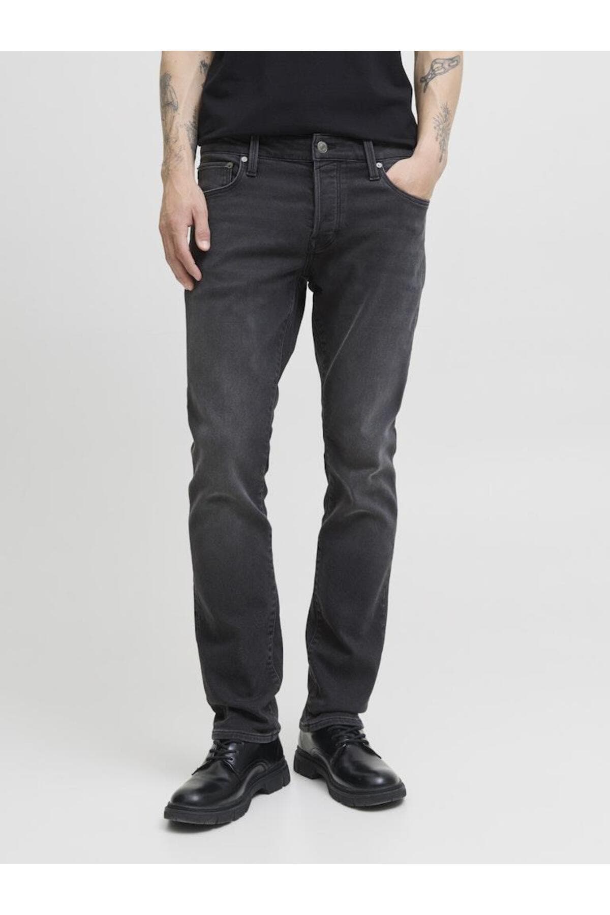 شلوار جین مردانه Jack & Jones مدل JJIMIKE FOX SQ 426 NOOS شلوار جین مردانه Jack & Jones مدل JJIMIKE FOX SQ 426 NOOS