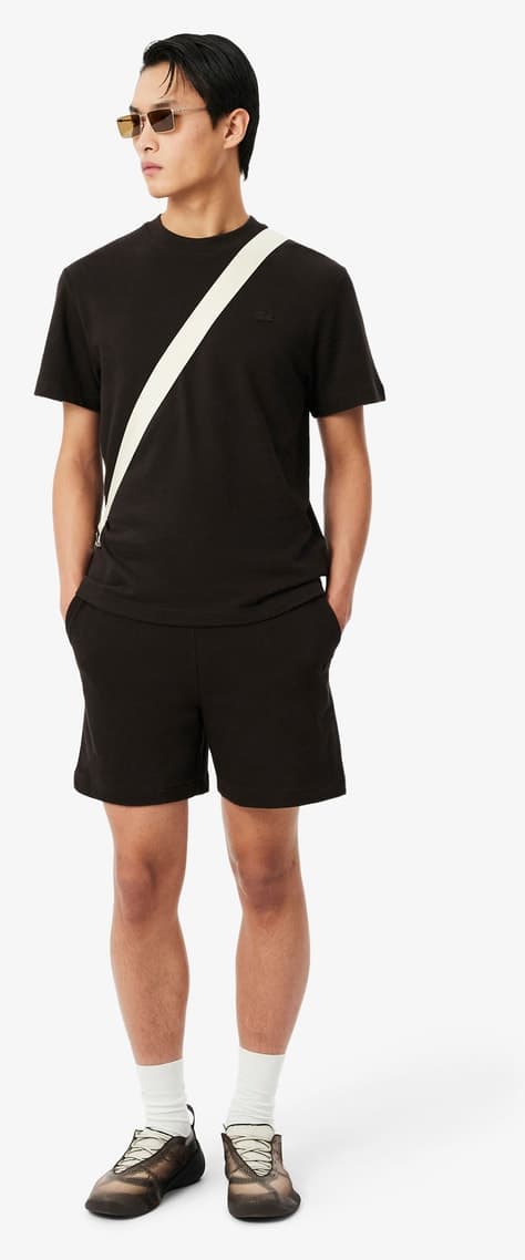 تیشرت مردانه Lacoste یقه گرد فیت کلاسیک قهوهای تیشرت مردانه Lacoste یقه گرد فیت کلاسیک قهوهای
