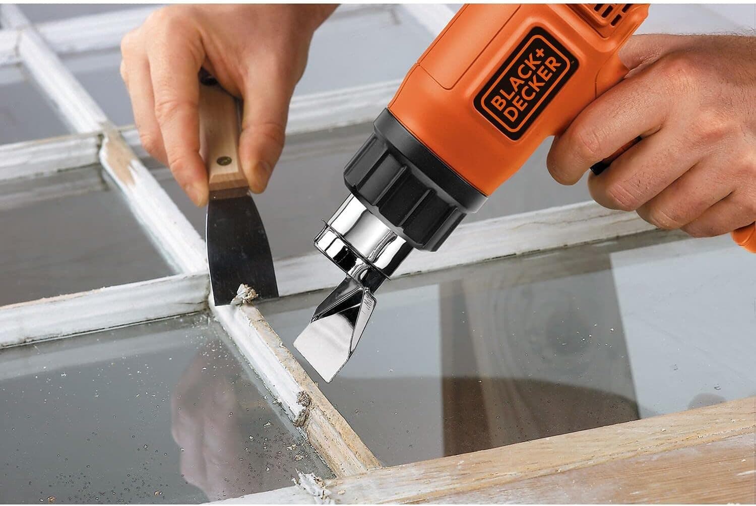 سشوار صنعتی سیمدار 2 حالته BLACK+DECKER، 1750W، نارنجی/مشکی مدل KX1650-B5 سشوار صنعتی سیمدار 2 حالته BLACK+DECKER، 1750W، نارنجی/مشکی مدل KX1650-B5