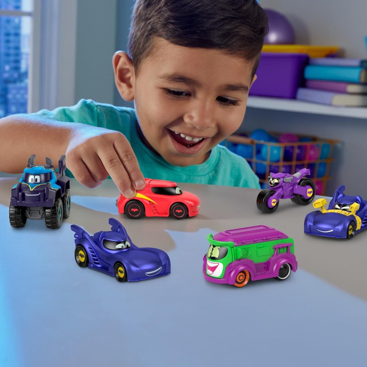 خودروی اسباببازی Fisher-Price DC Batwheels Bam The Batmobile در مقیاس 1:55 خودروی اسباببازی Fisher-Price DC Batwheels Bam The Batmobile در مقیاس 1:55
