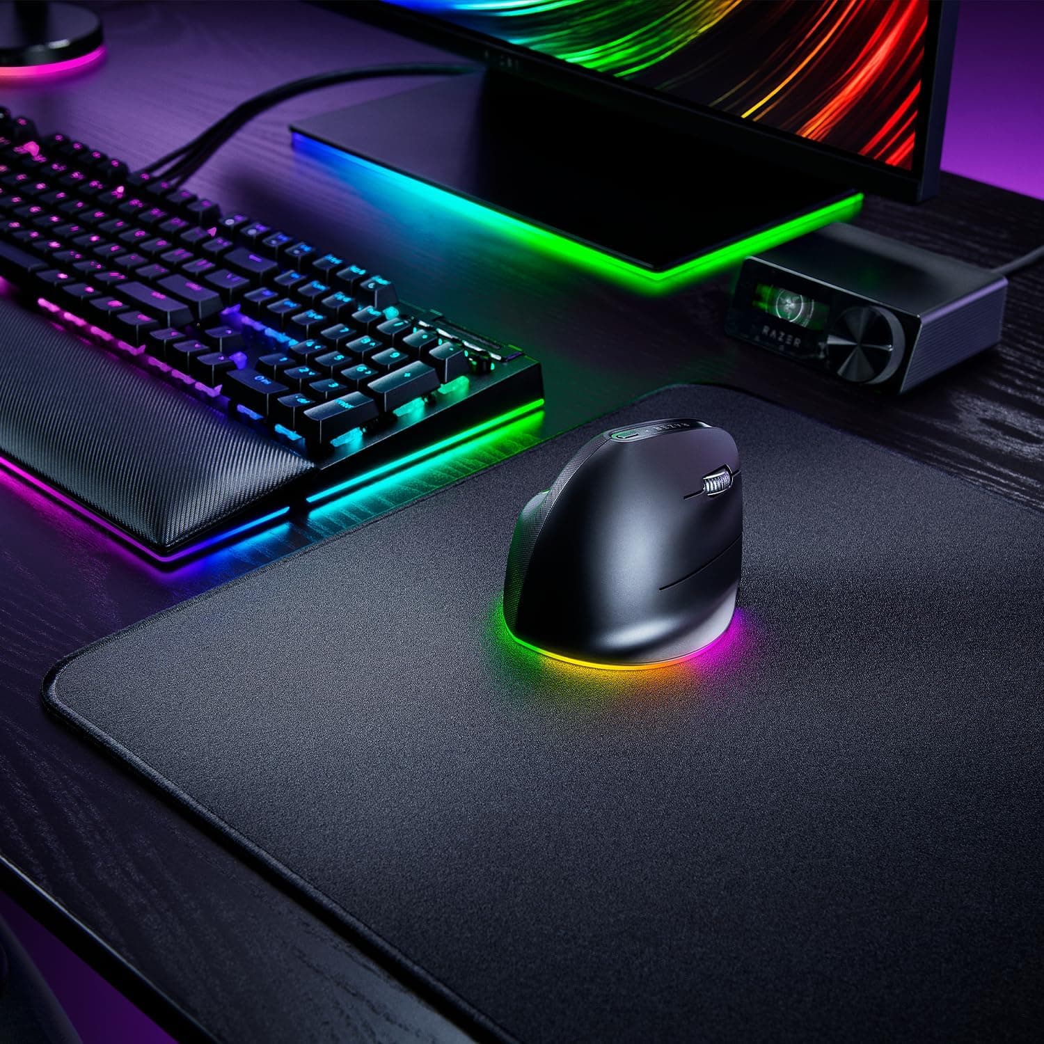 ماوس عمودی بیسیم ارگونومیک راستدست Razer Pro Click V2 مشکی با حسگر اپتیکال 30K ماوس عمودی بیسیم ارگونومیک راستدست Razer Pro Click V2 مشکی با حسگر اپتیکال 30K