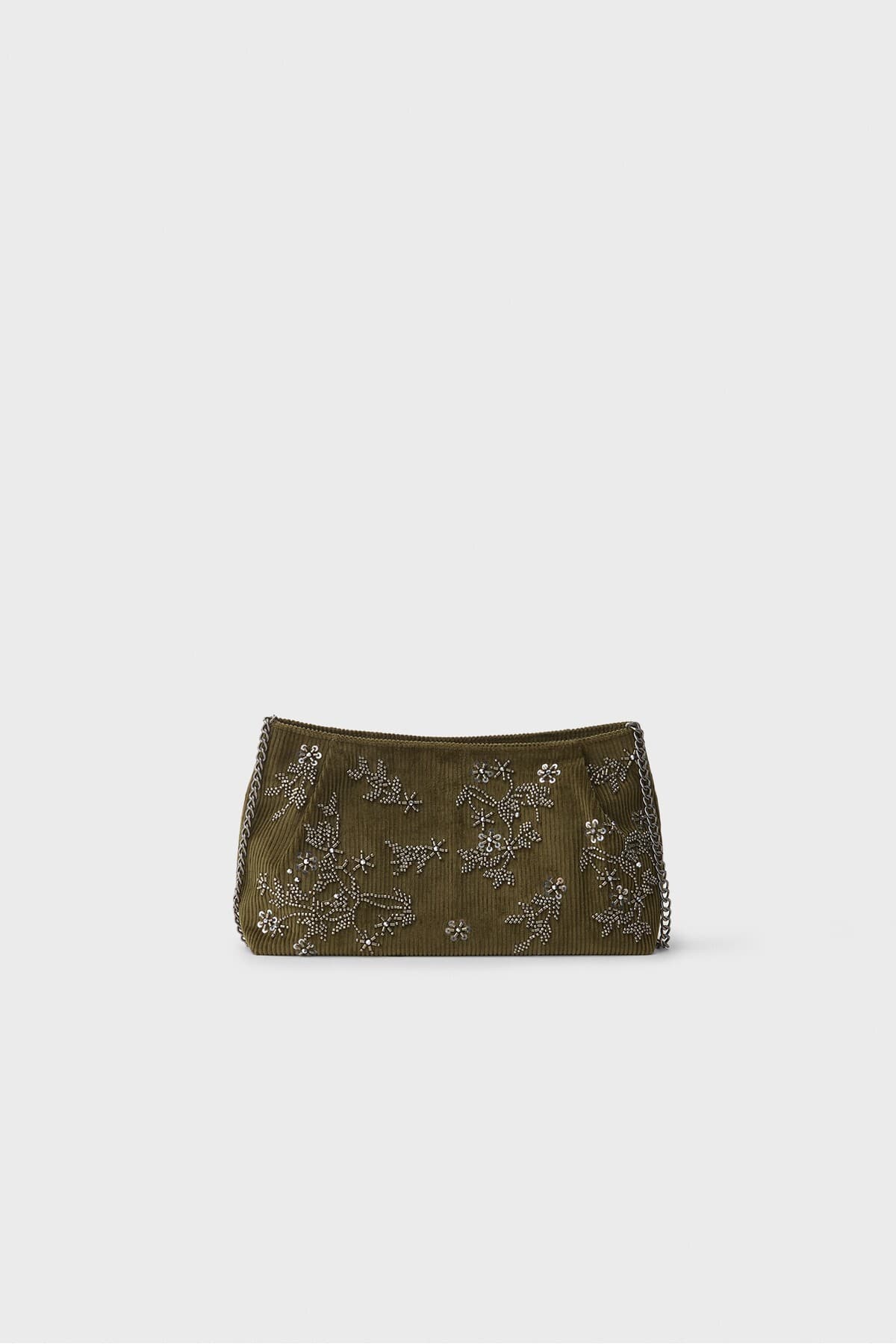 کیف کلاچ زنانه Stradivarius با گلدوزی کیف کلاچ زنانه Stradivarius با گلدوزی