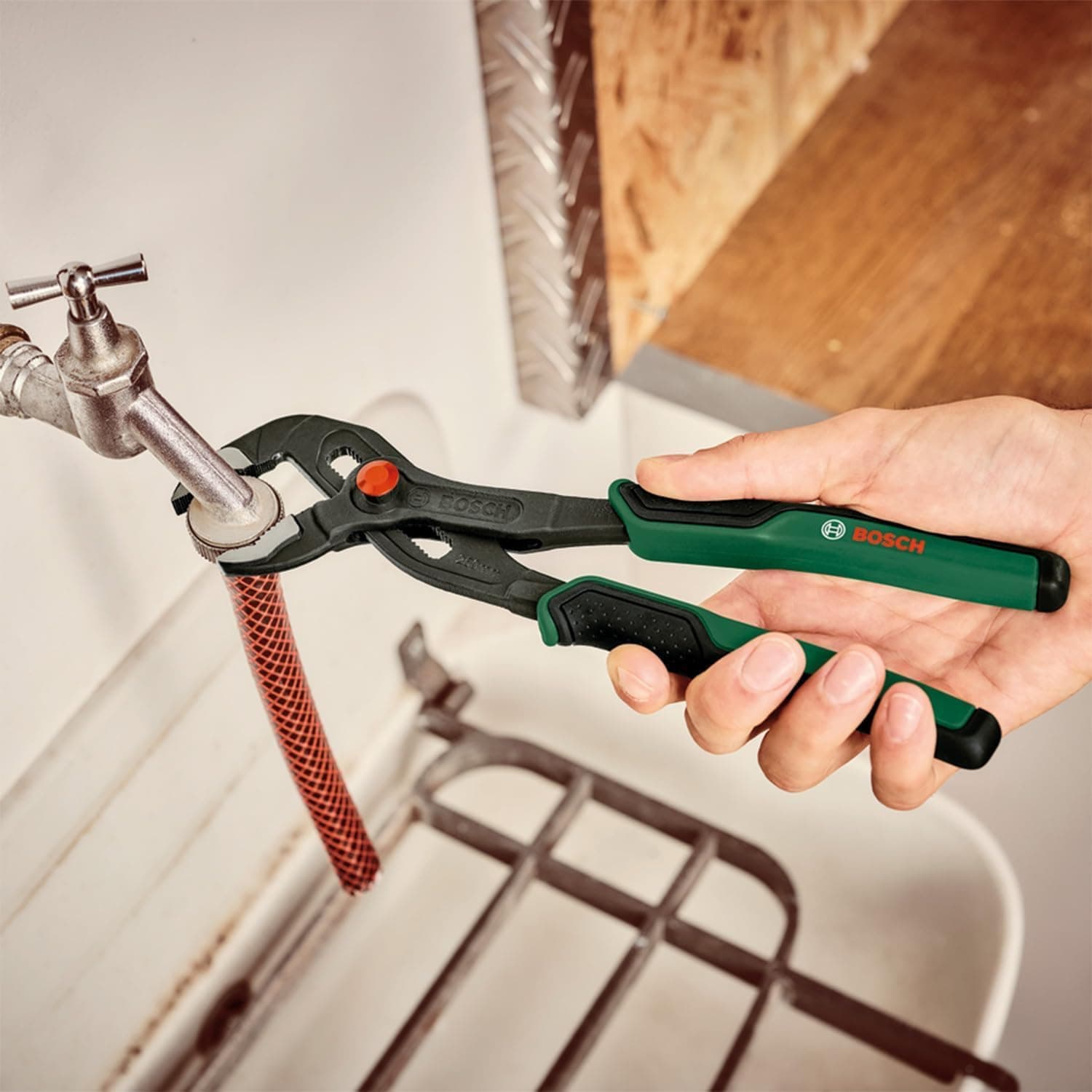 ست انبردست 4 عددی Bosch با دسته نرم ارگونومیک ست انبردست 4 عددی Bosch با دسته نرم ارگونومیک
