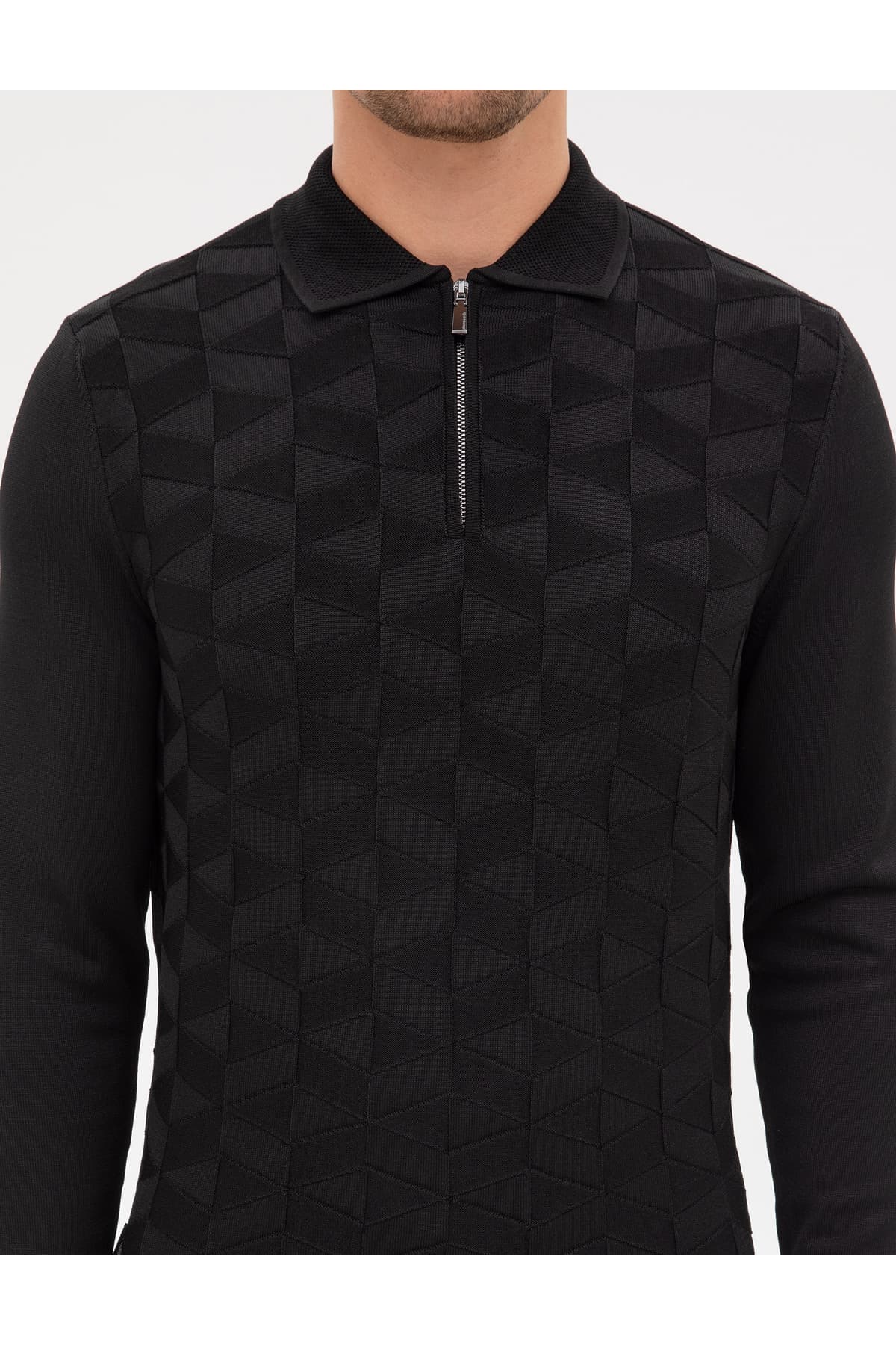 پلیور مردانه Pierre Cardin مشکی اسلیم فیت یقه پولو زیپدار مدل 50315688-VR046 پلیور مردانه Pierre Cardin مشکی اسلیم فیت یقه پولو زیپدار مدل 50315688-VR046