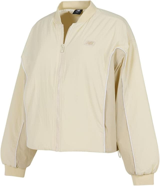 کاپشن و جلیقه زنانه New Balance مدل WNJ3541 کاپشن و جلیقه زنانه New Balance مدل WNJ3541