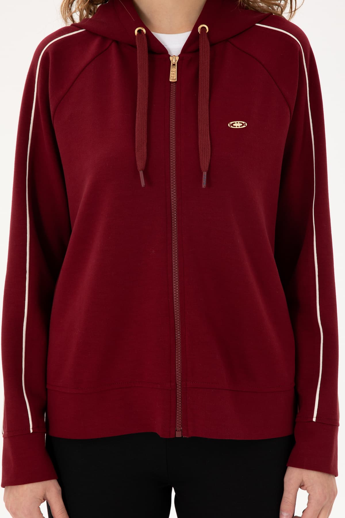 سوئیشرت زنانه U.S. Polo Assn. زرشکی کلاهدار با زیپ مدل 50297354-VR014 سوئیشرت زنانه U.S. Polo Assn. زرشکی کلاهدار با زیپ مدل 50297354-VR014