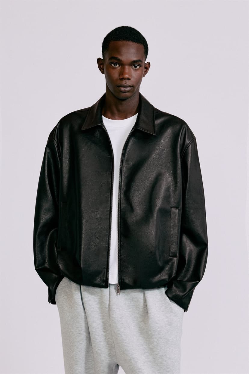 ژاکت چرم مردانه Pull & Bear ساده ژاکت چرم مردانه Pull & Bear ساده