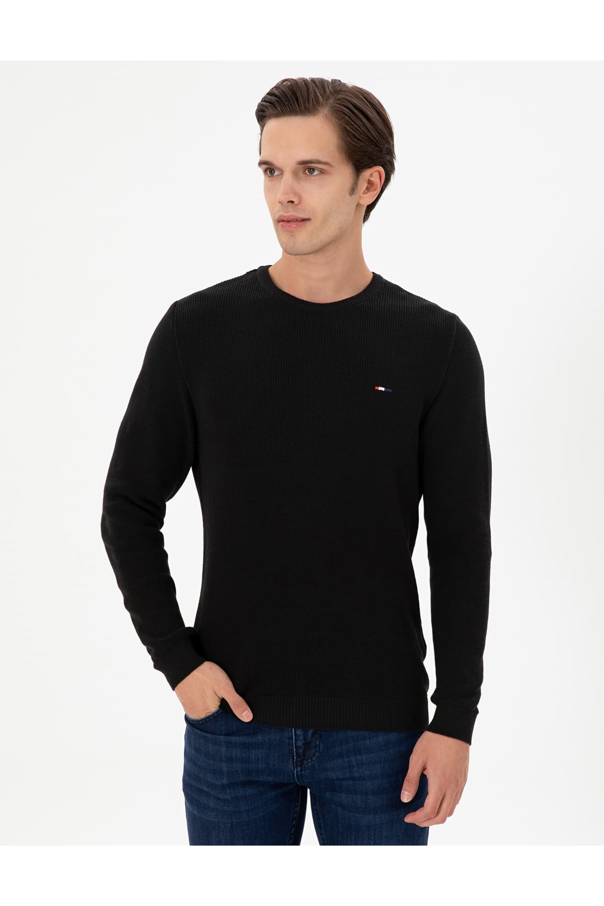 پلیور مردانه U.S. Polo Assn. فیت جذب یقه گرد مشکی ساده مدل 50298282-VR046 پلیور مردانه U.S. Polo Assn. فیت جذب یقه گرد مشکی ساده مدل 50298282-VR046