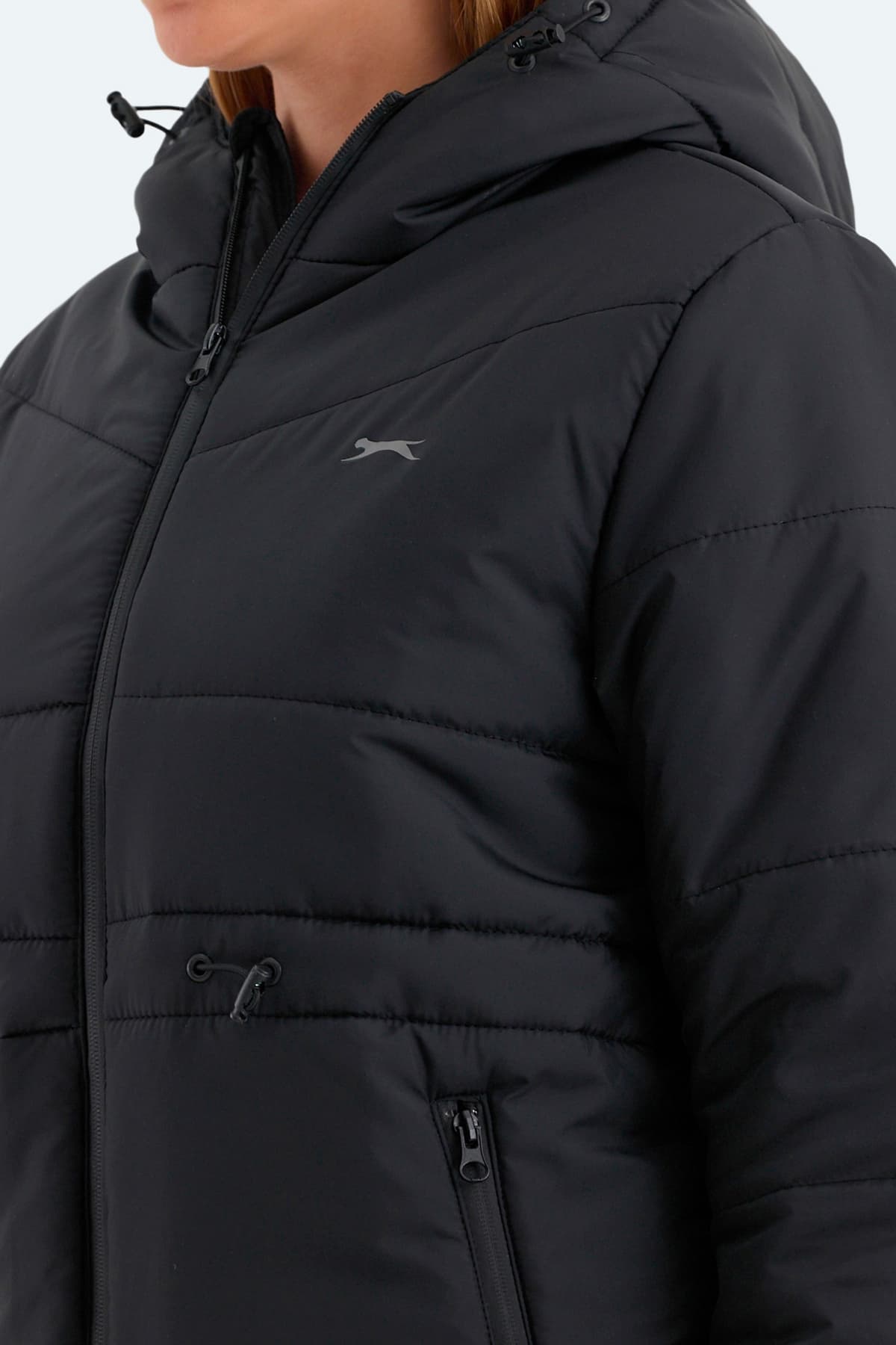مونت و کاپشن زنانه Slazenger کلاهدار پفی مشکی مدل CALLU مونت و کاپشن زنانه Slazenger کلاهدار پفی مشکی مدل CALLU