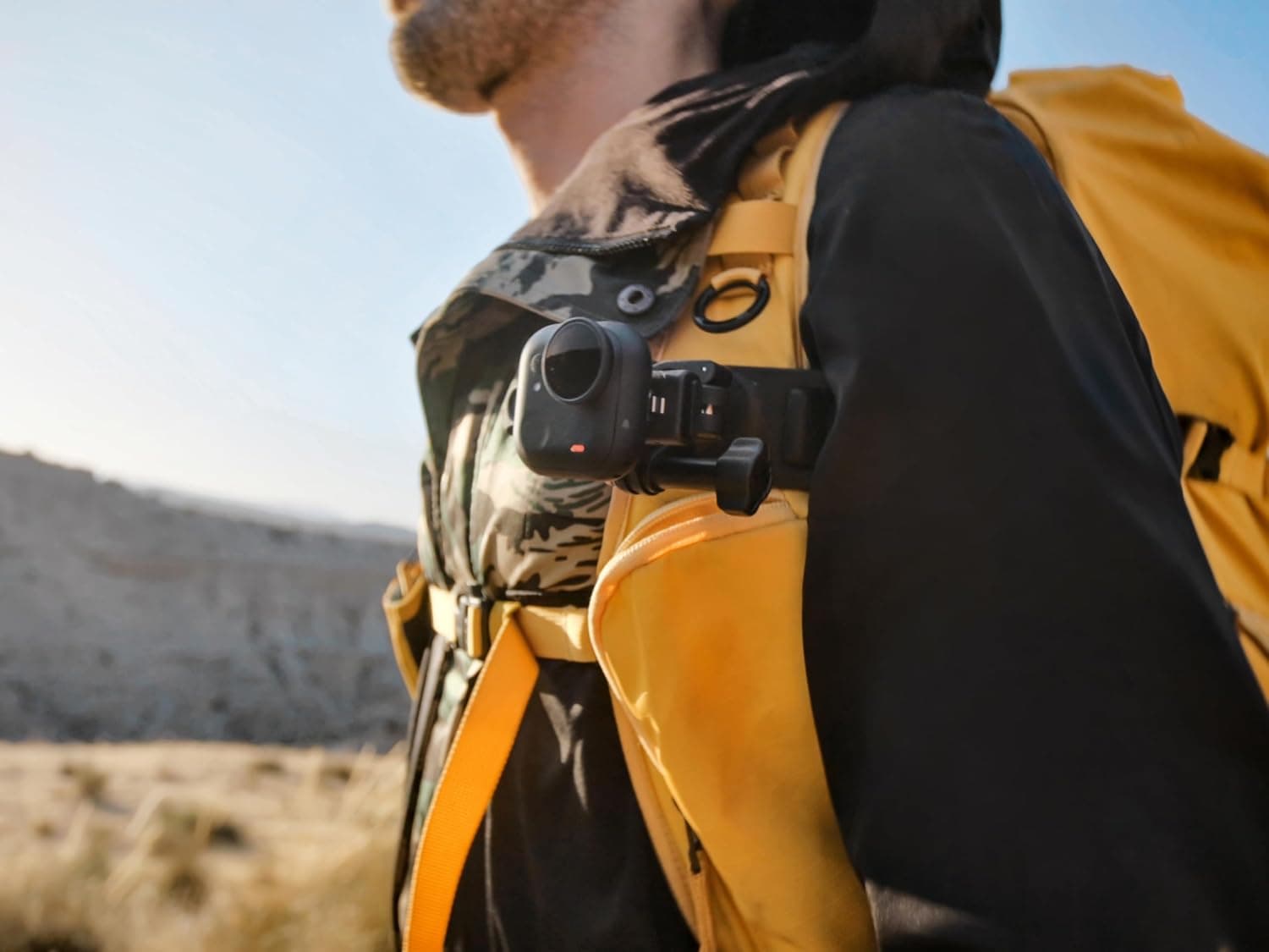 دوربین Insta360 GO Ultra مشکی نیمهشب بسته تولید محتوا همراه Mini 2-in-1 Tripod 2.0، Quick Release Mount و Pivot Stand دوربین Insta360 GO Ultra مشکی نیمهشب بسته تولید محتوا همراه Mini 2-in-1 Tripod 2.0، Quick Release Mount و Pivot Stand