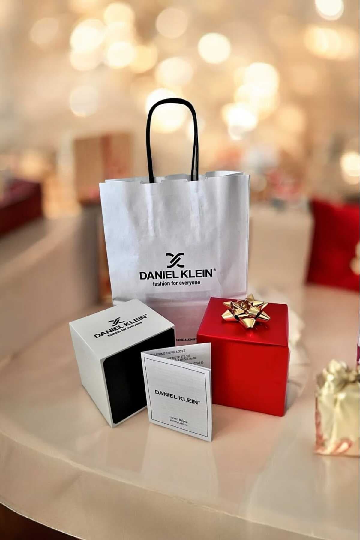ساعت مچی زنانه Daniel Klein صفحه سبز آبی بند طلایی خاکستری 22.5mm و دستبند ساعت مچی زنانه Daniel Klein صفحه سبز آبی بند طلایی خاکستری 22.5mm و دستبند