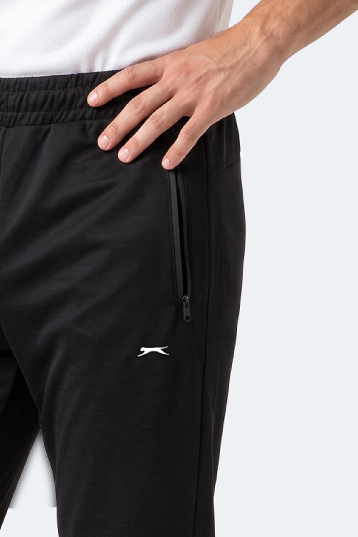 شلوار گرمکن مردانه Slazenger مدل KOLOMB مشکی شلوار گرمکن مردانه Slazenger مدل KOLOMB مشکی
