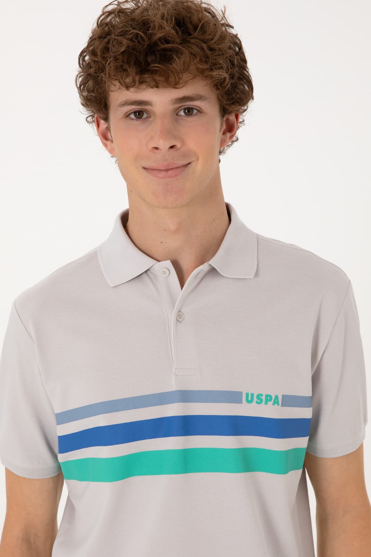 تیشرت مردانه U.S. Polo Assn. فیت معمولی یقه پولو خاکستری روشن مدل 50306811-VR001 تیشرت مردانه U.S. Polo Assn. فیت معمولی یقه پولو خاکستری روشن مدل 50306811-VR001