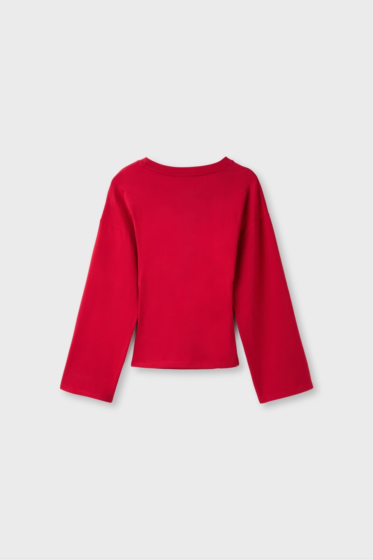 تیشرت زنانه Stradivarius آستین بلند کمرچسبان مدل B11 تیشرت زنانه Stradivarius آستین بلند کمرچسبان مدل B11