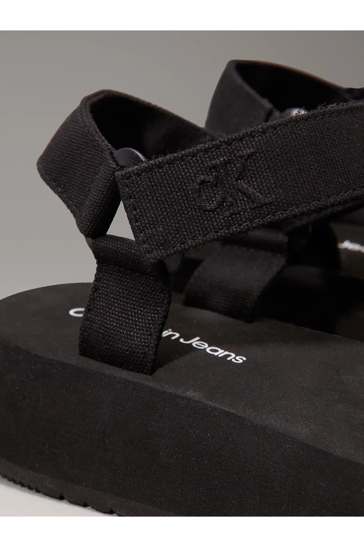 صندل زنانه Calvin Klein بند VELCRO وبینگ مدل YW0YW01693-0GJ صندل زنانه Calvin Klein بند VELCRO وبینگ مدل YW0YW01693-0GJ