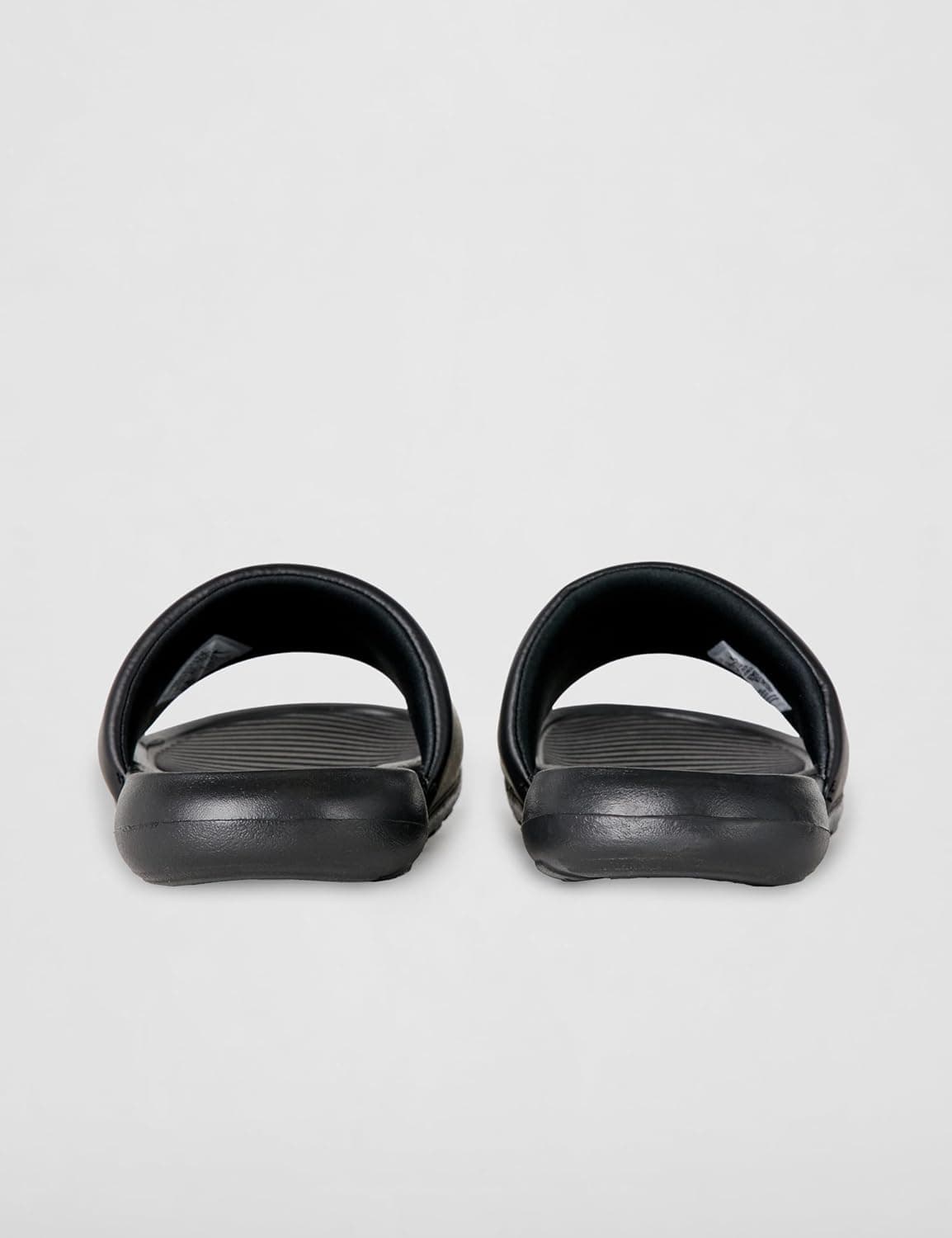 صندل مردانه Nike مدل Victori One سایز 9 مشکی/سفید-مشکی صندل مردانه Nike مدل Victori One سایز 9 مشکی/سفید-مشکی