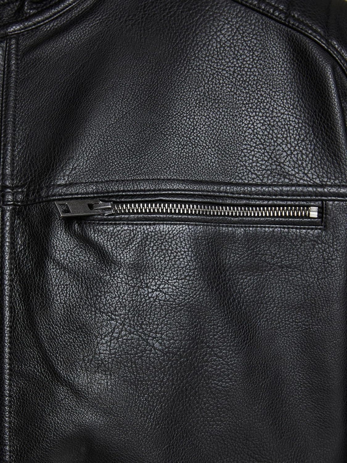 ژاکت مردانه JACK & JONES مدل Jcorocky بسته ۱ عددی ژاکت مردانه JACK & JONES مدل Jcorocky بسته ۱ عددی
